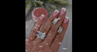 Хотите почувствовать себя настоящей кино-дивой в новогоднюю ночь? 💃✨