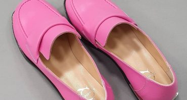 Получили повторы в самом трендовом цвете этого сезона.