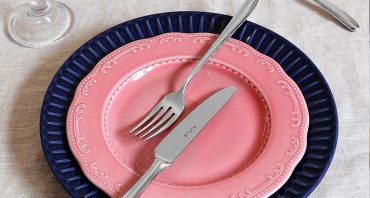 Un set de tacâmuri bune, va completa perfect masa festivă!🍴