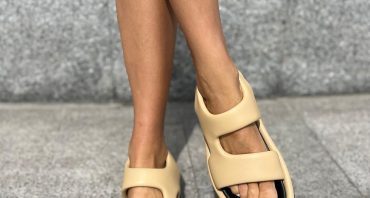 Sandale — piele naturală